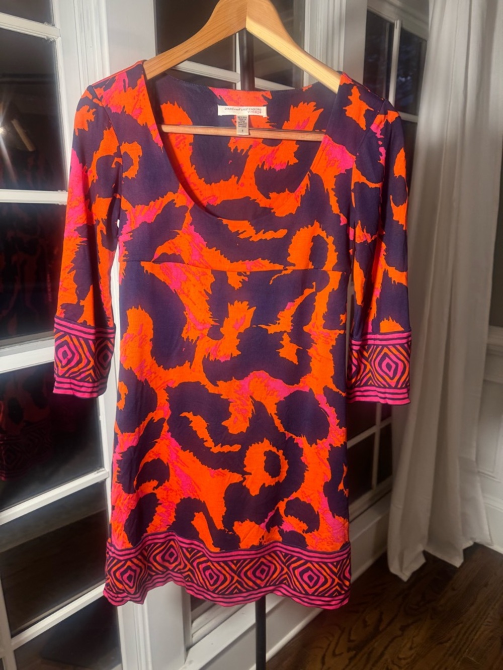 Diane Von Furstenberg DVF Vintage Laetitia Silk Scoop Neck Quarter Sleeve Dress